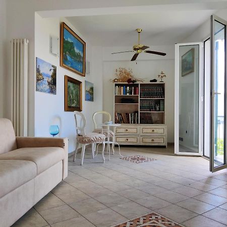 Tra Sole & Mare Apartment Дзоали Екстериор снимка